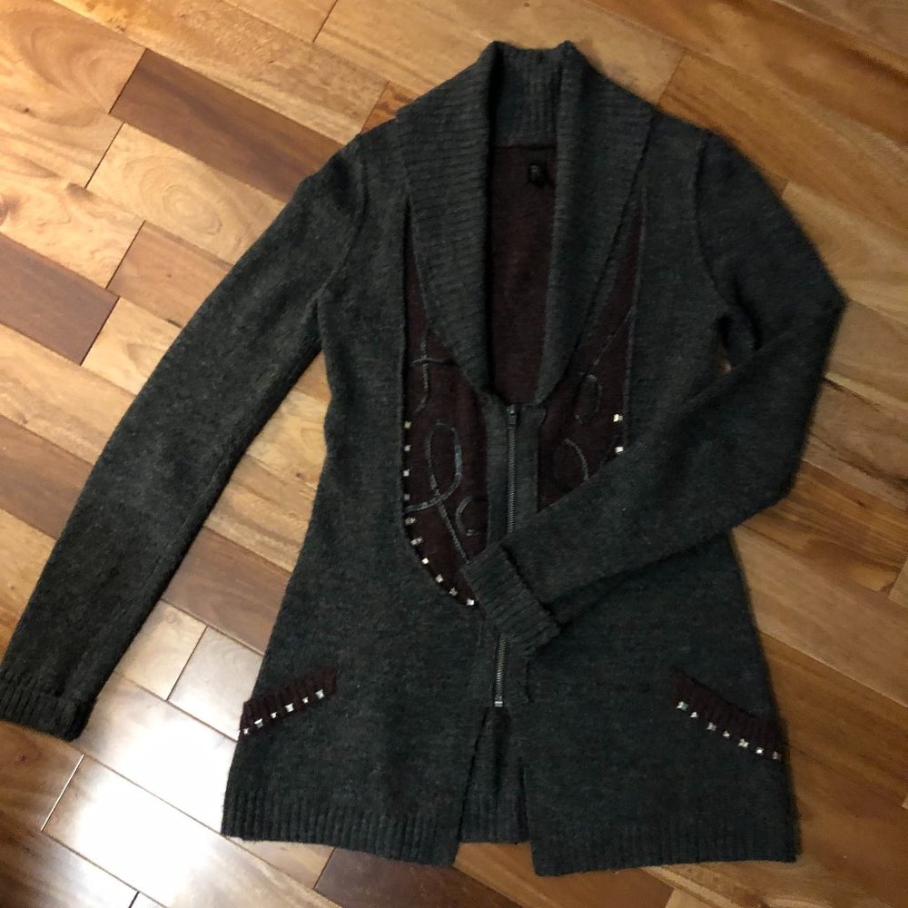 BKE Boutique Zipper Cardigan!
